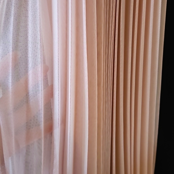 NWOT- JS Collections Black&Blush Pink Dress w/ Lace and Chiffon Netting Details - Picture 9 of 11